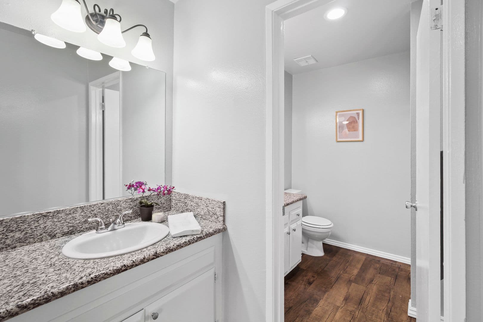 Santa Ana Apartment: 3101 South Bristol Street