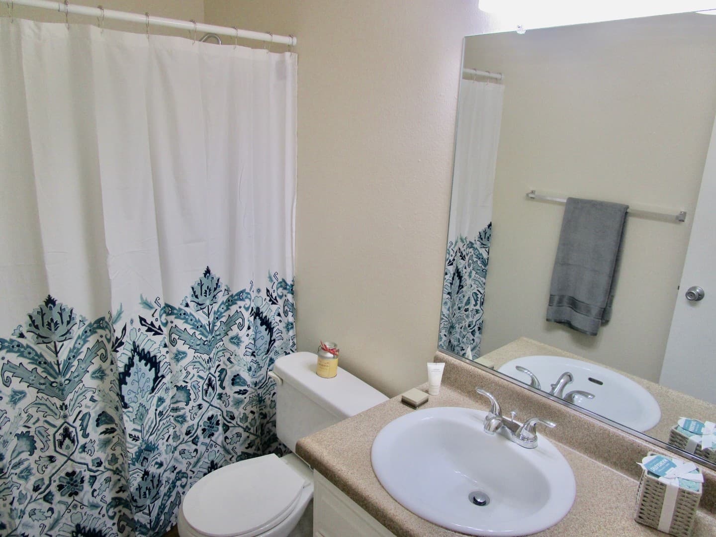 Whittier Apartment: 11555 Santa Gertrudes Avenue