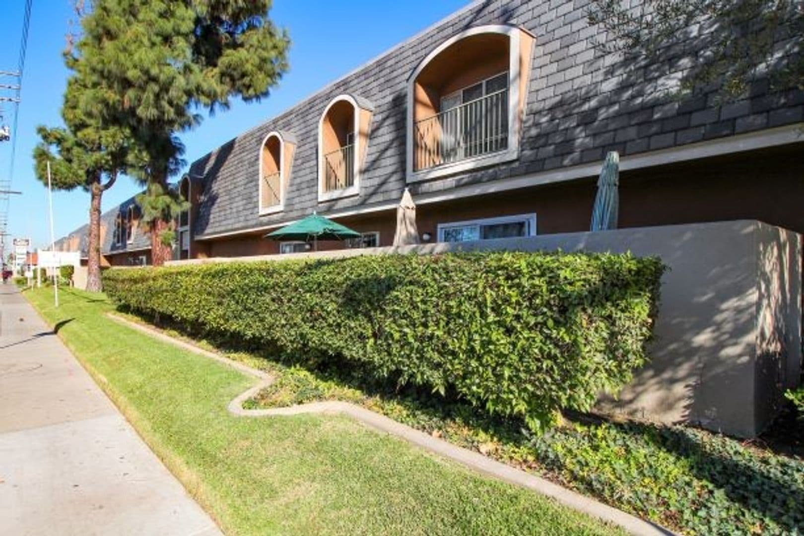 Santa Ana Apartment: 3101 South Bristol Street