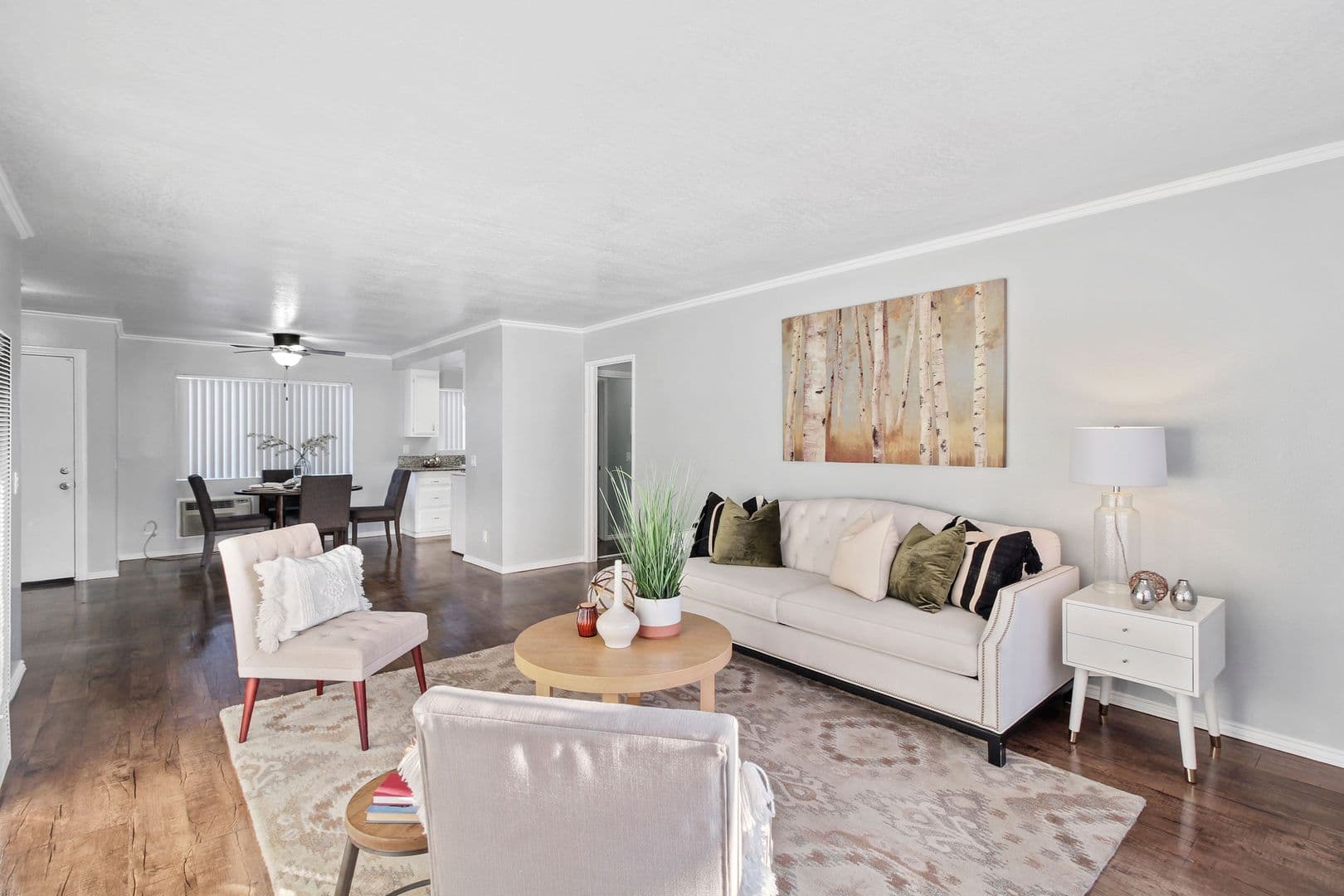 Santa Ana Apartment: 3101 South Bristol Street