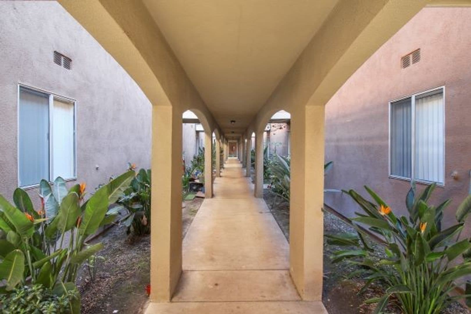Santa Ana Apartment: 3101 South Bristol Street
