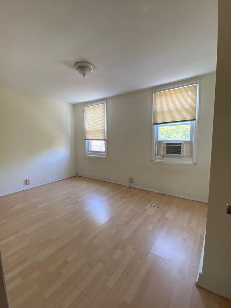 Philadelphia House: 1335 S Melville Street