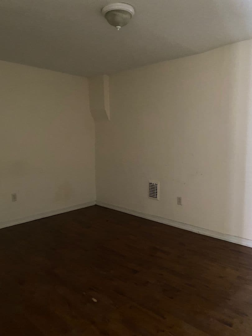 Philadelphia House: 1335 S Melville Street