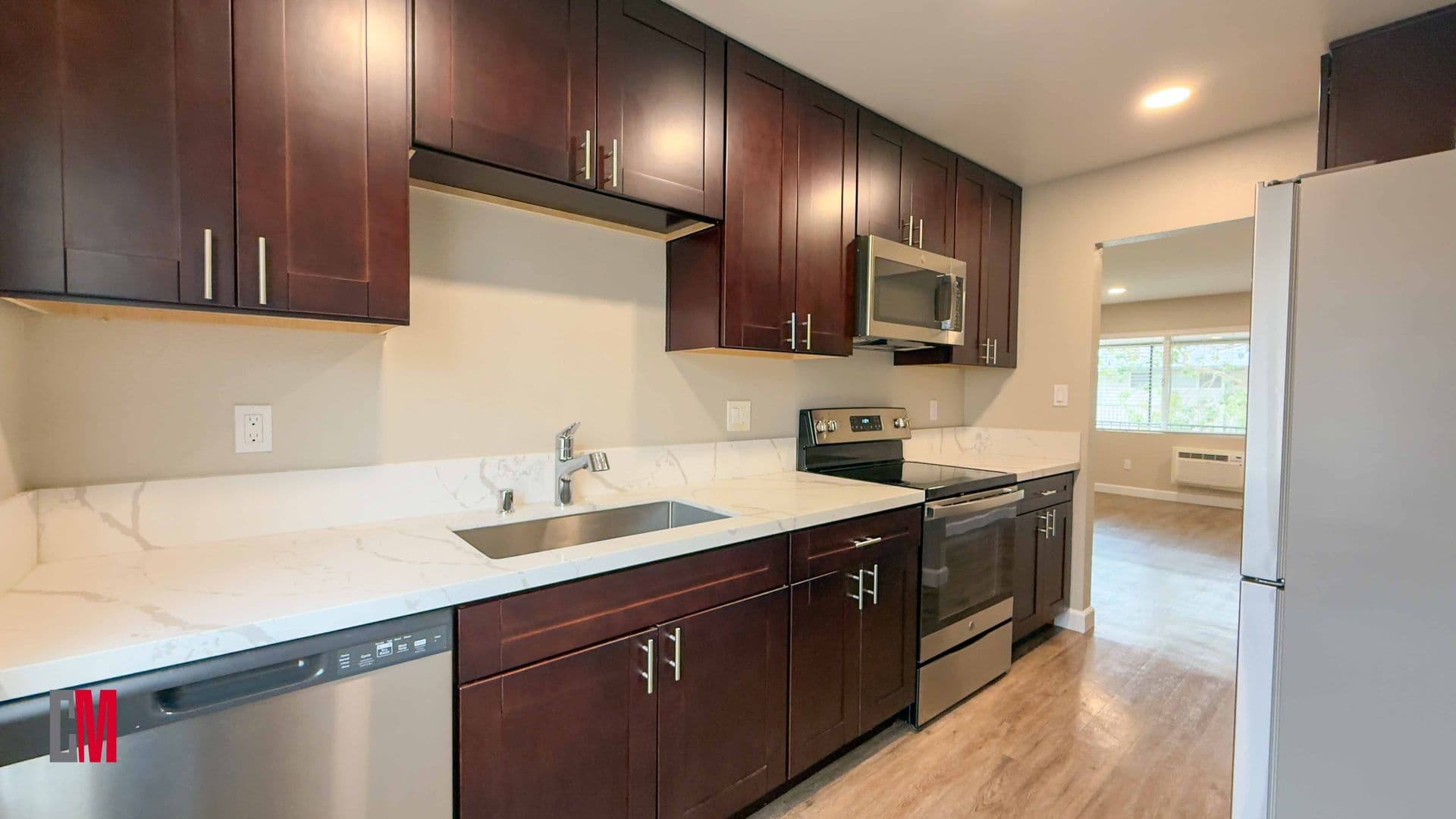 La Mesa Apartment: 8969 Grossmont Blvd.