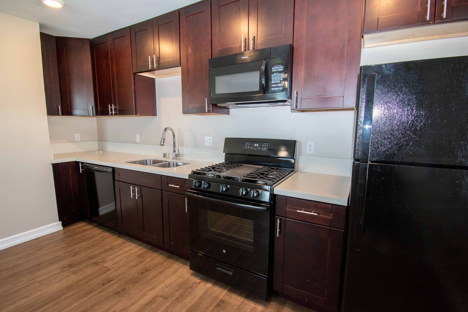 San Diego Apartment: 4519-4533 1/2 Delta Street