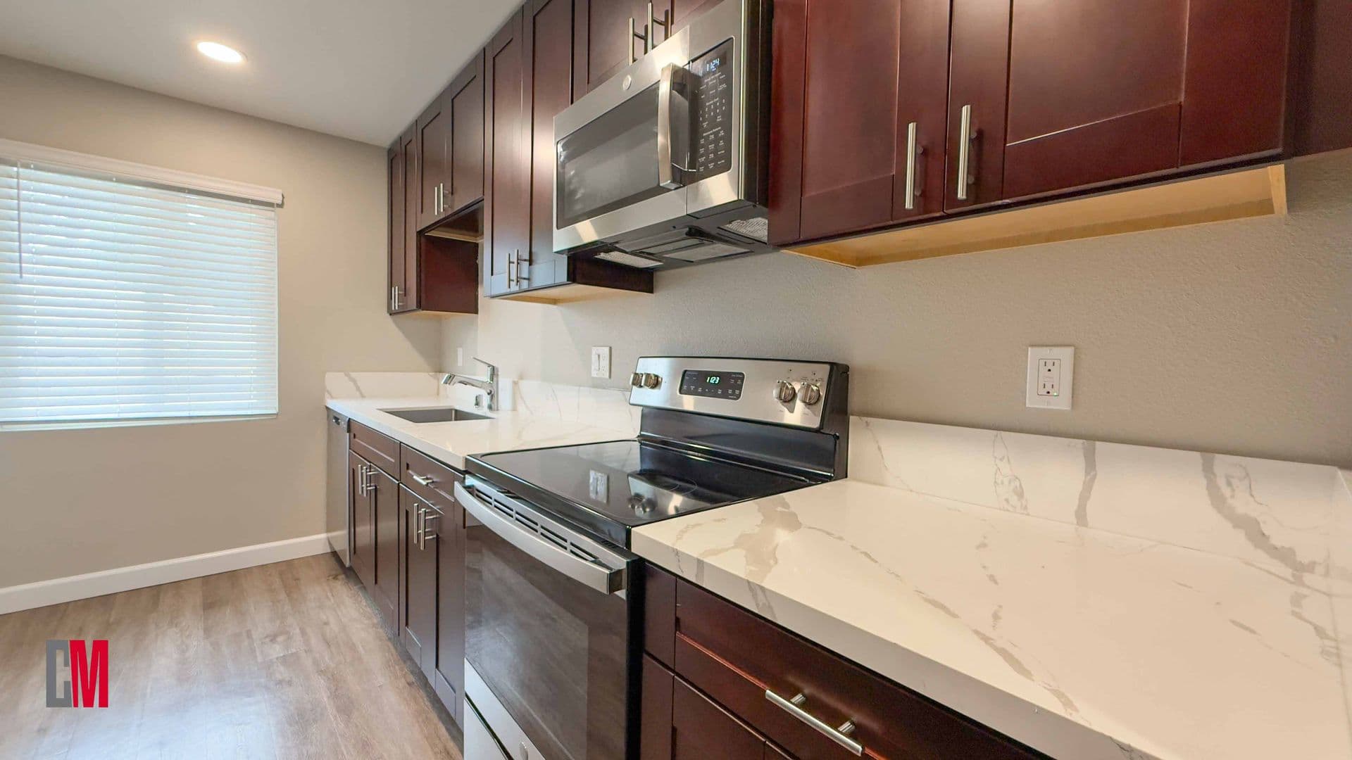 La Mesa Apartment: 8969 Grossmont Blvd.