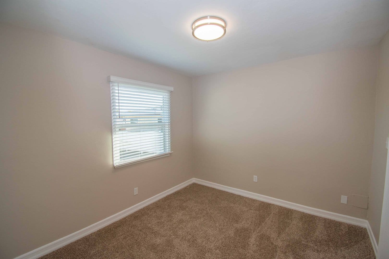 San Diego Apartment: 4519-4533 1/2 Delta Street