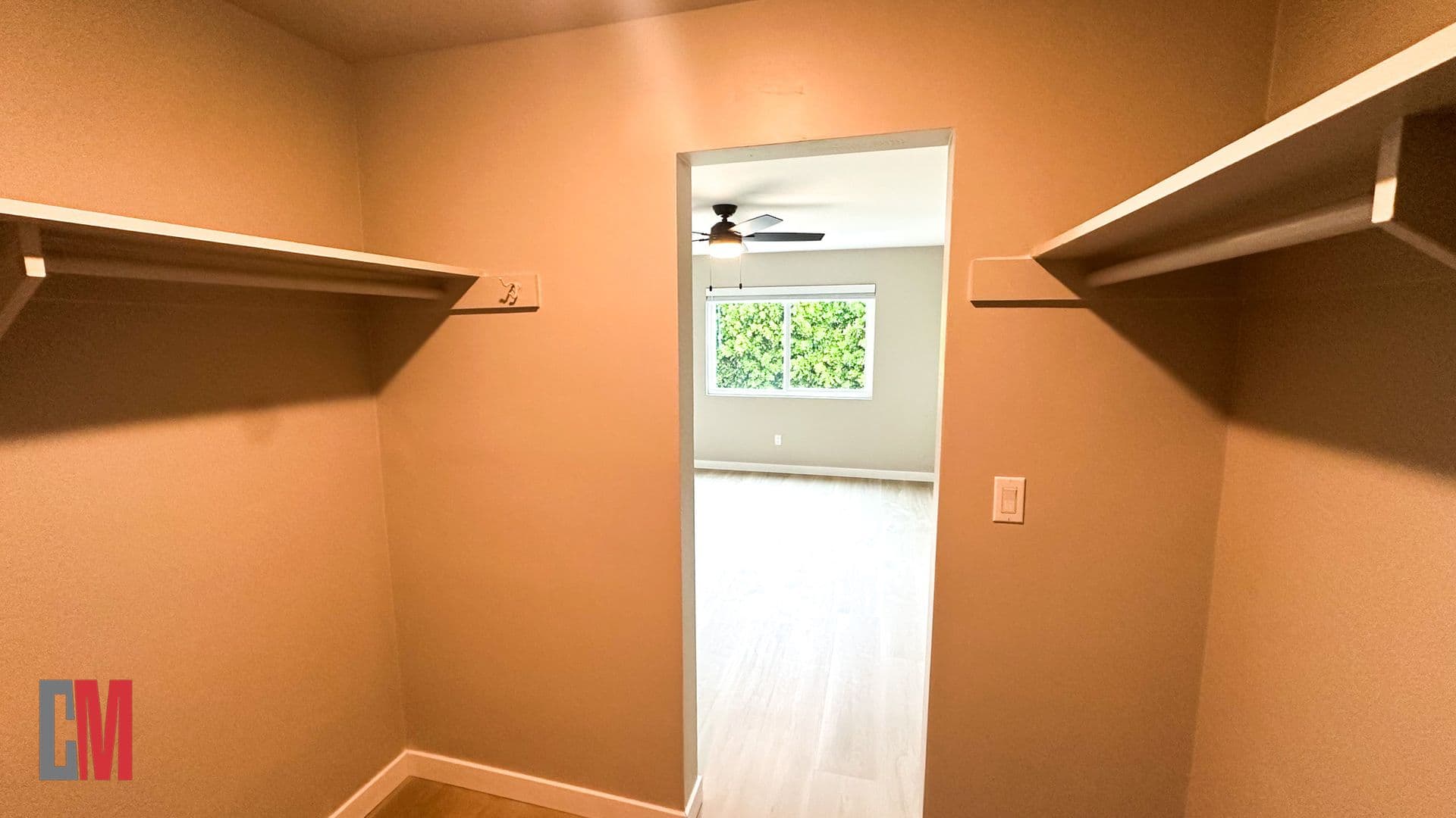 La Mesa Apartment: 5435 Heidi Street