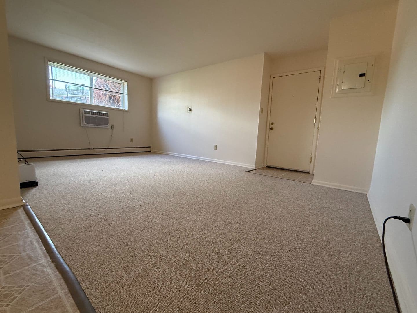 State College Apartment: 424 Waupelani Drive