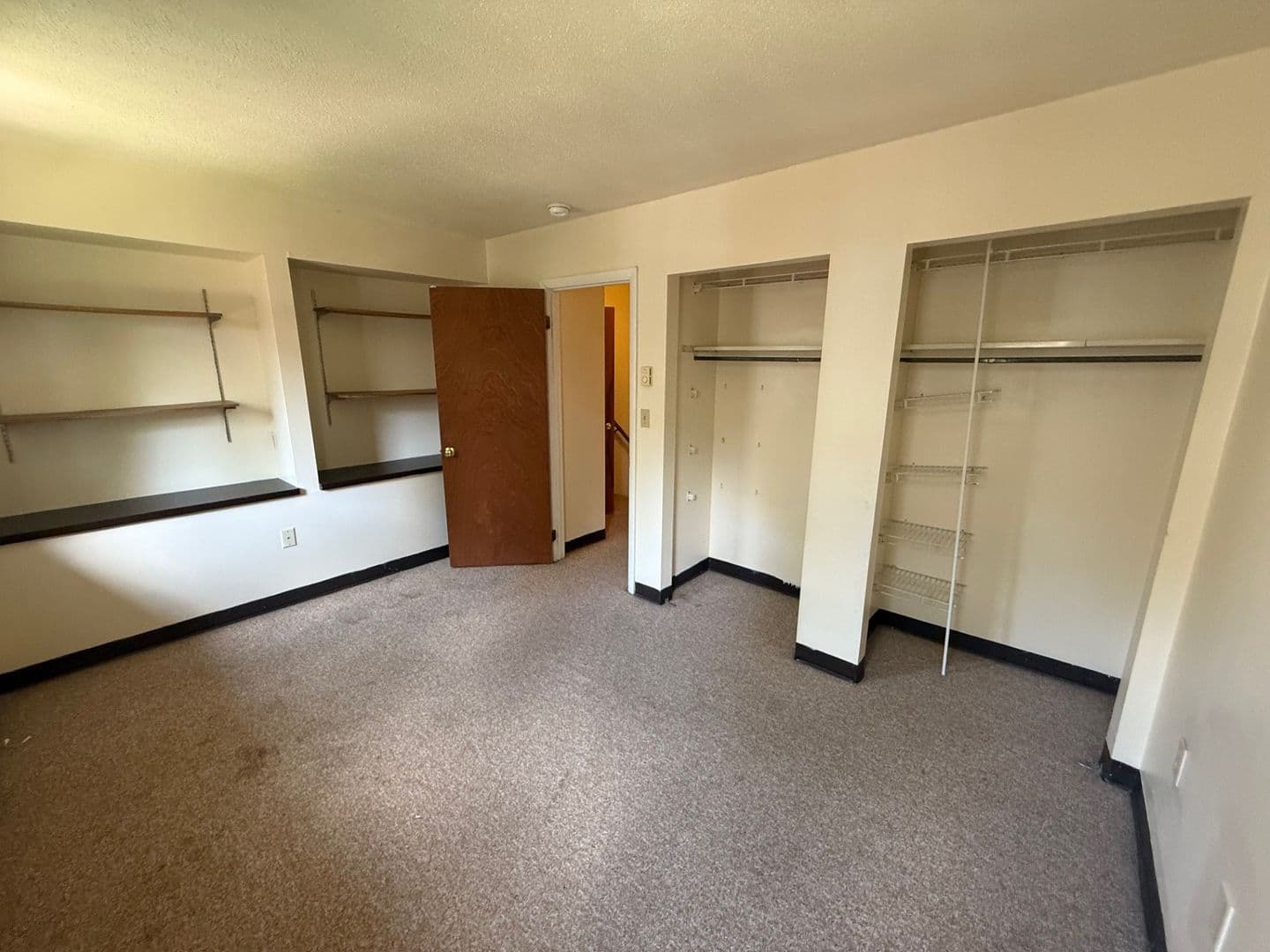 State College Townhome: 709 West College Avenue