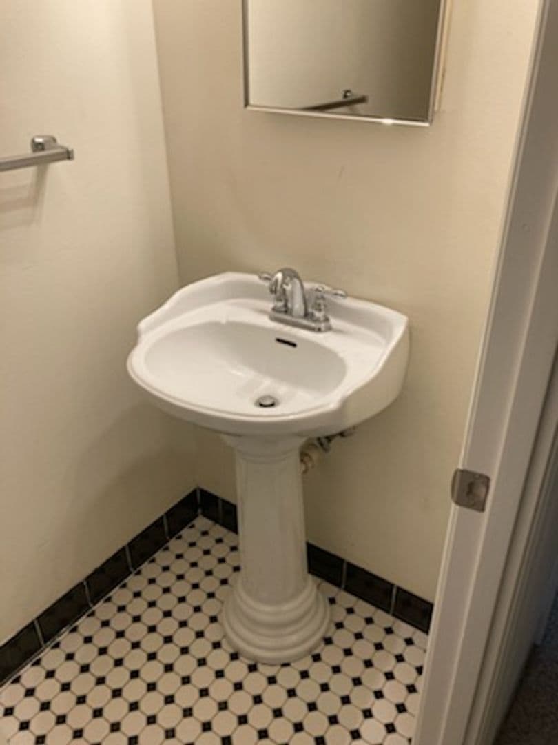 State College Apartment: 222 West Beaver Avenue