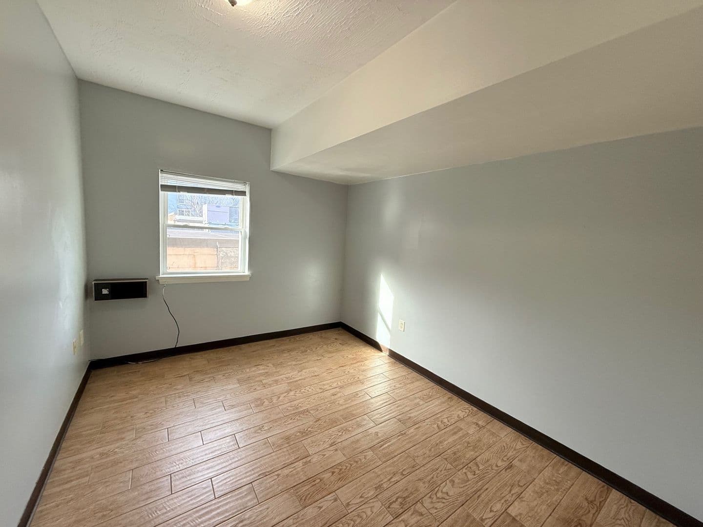 State College Apartment: 215 E. Calder Way