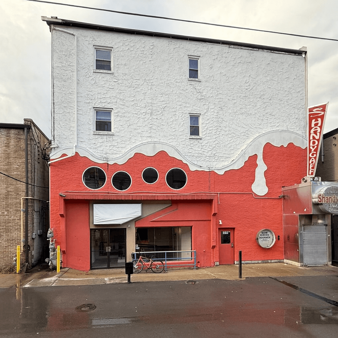 State College Apartment: 215 E. Calder Way