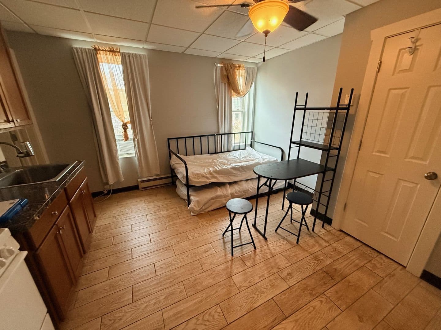 State College Apartment: 212 E College Avenue