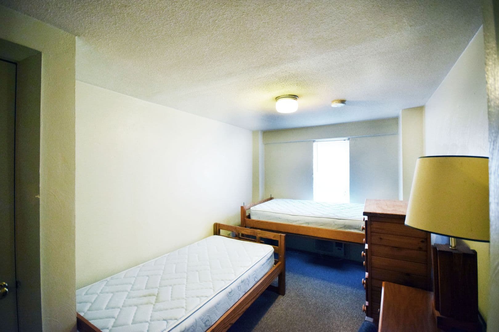 State College Apartment: 458 East College Avenue