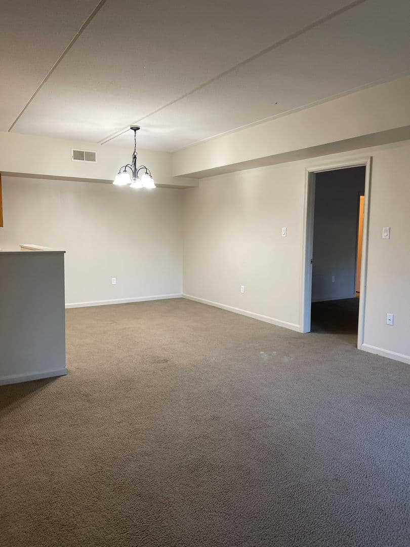 State College Apartment: 1730 Bristol Ave