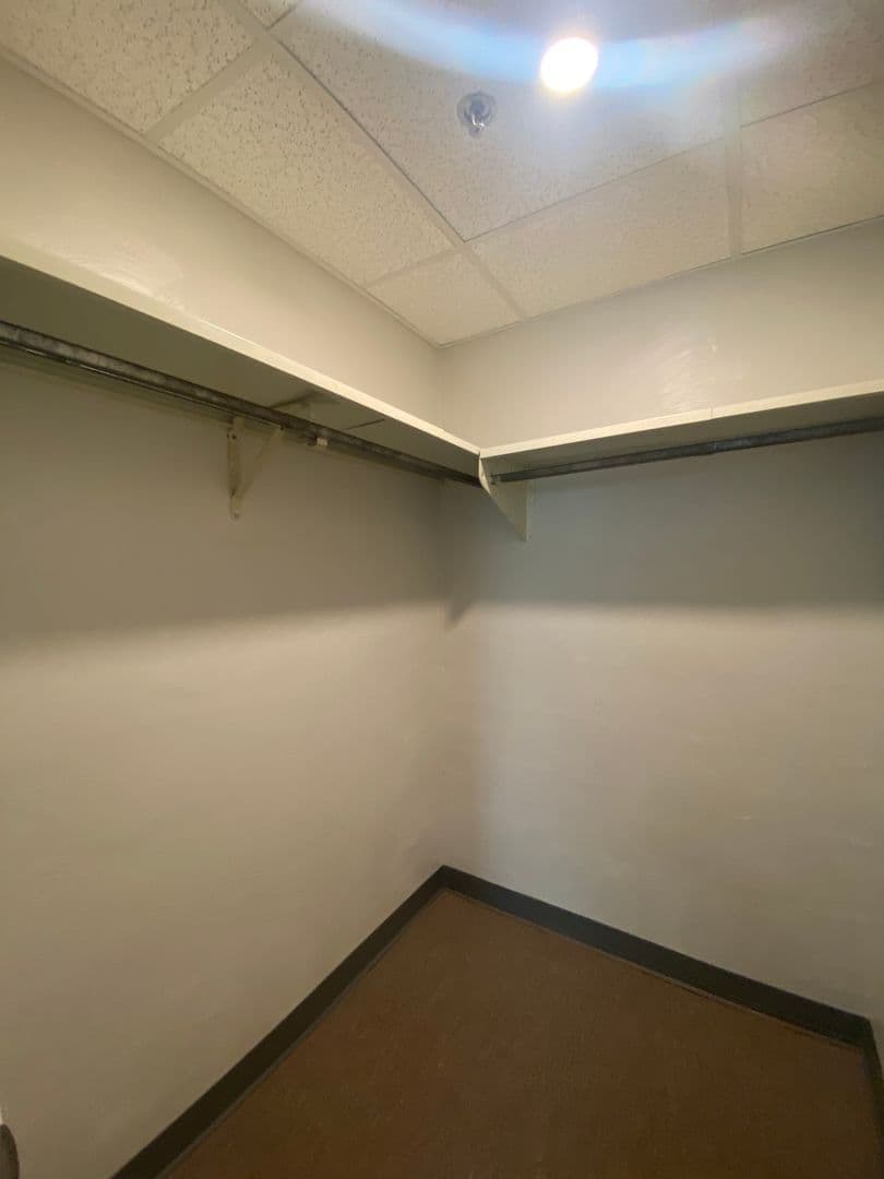 State College Apartment: 616 East College Avenue