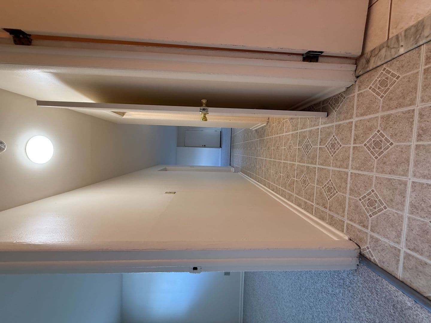 State College Apartment: 424 Waupelani Drive