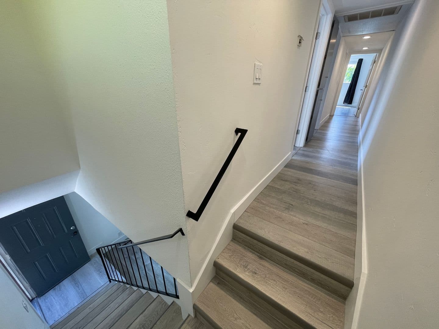 SACRAMENTO Apartment: 2414 18TH STREET #A & #B