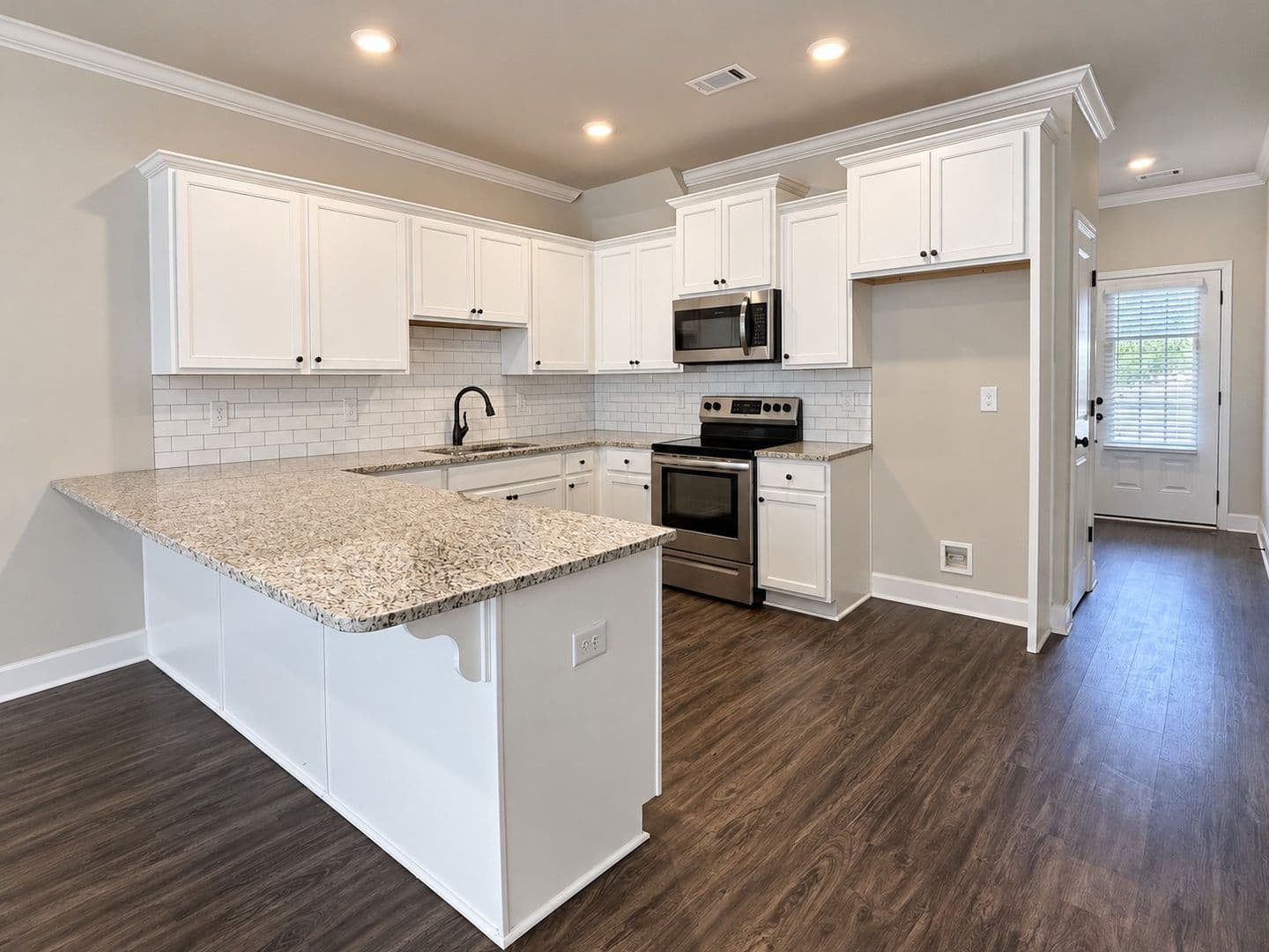 Cornelia Townhome: 156 Orchard Reserve