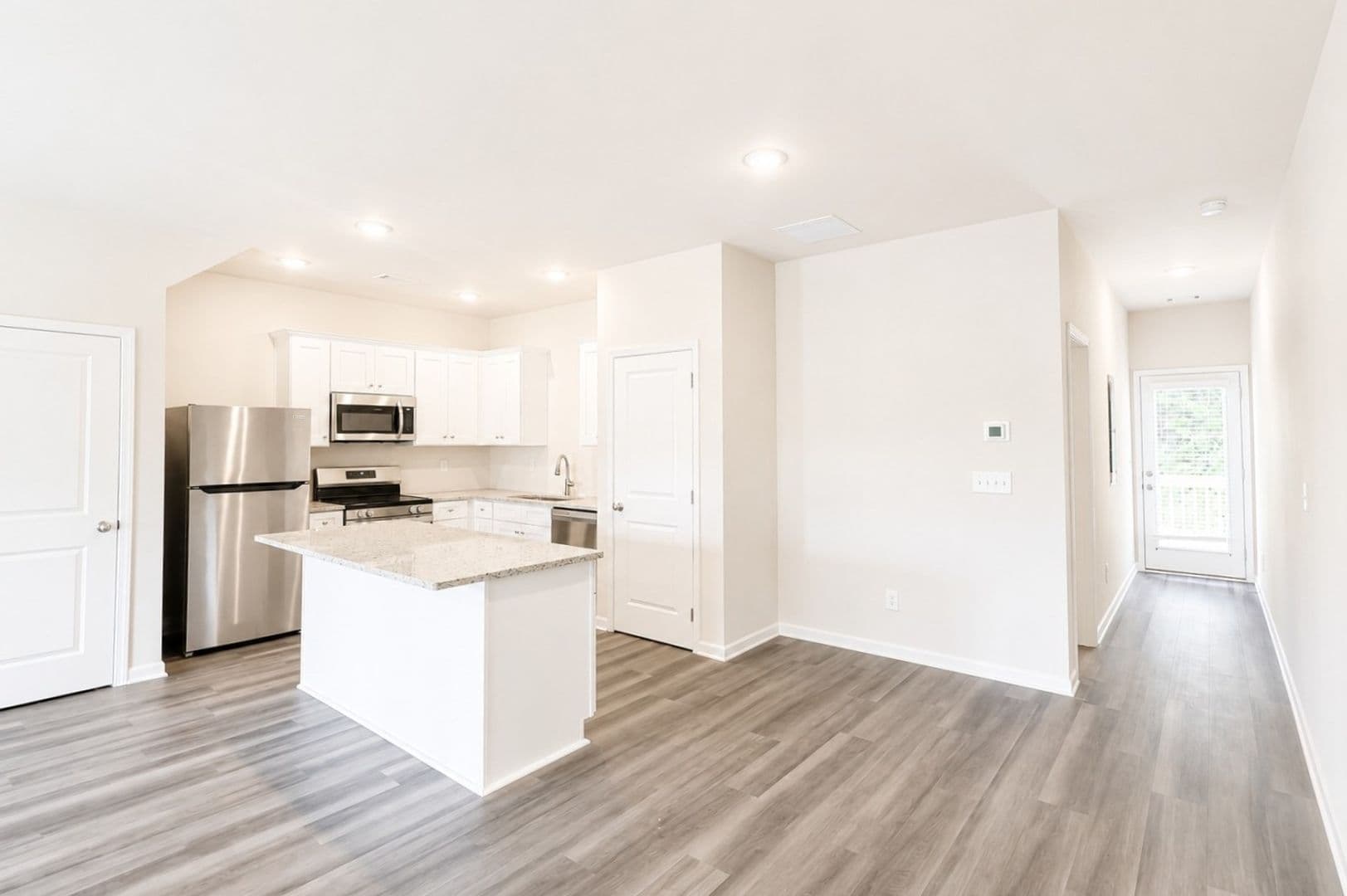 Oakwood Townhome: 4213 Crosby Lane