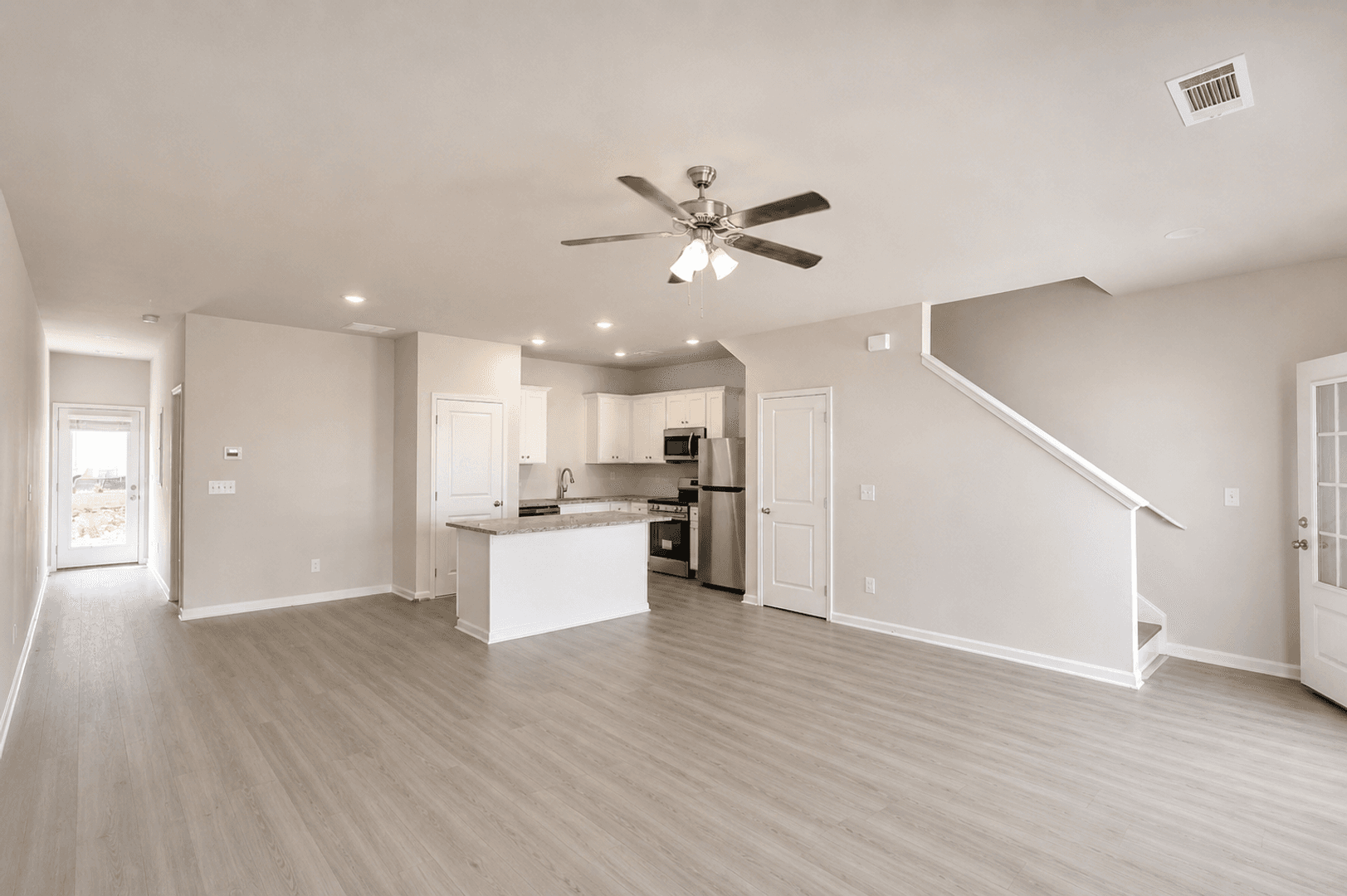 Oakwood Townhome: 4216 Crosby Lane