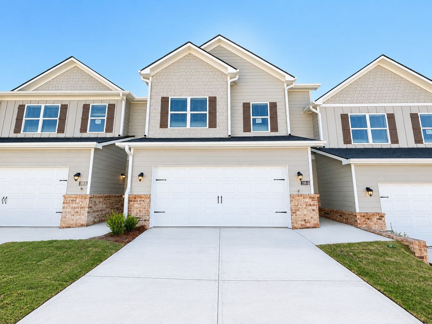 Cornelia Townhome: 208-B Harvest Ridge Lane
