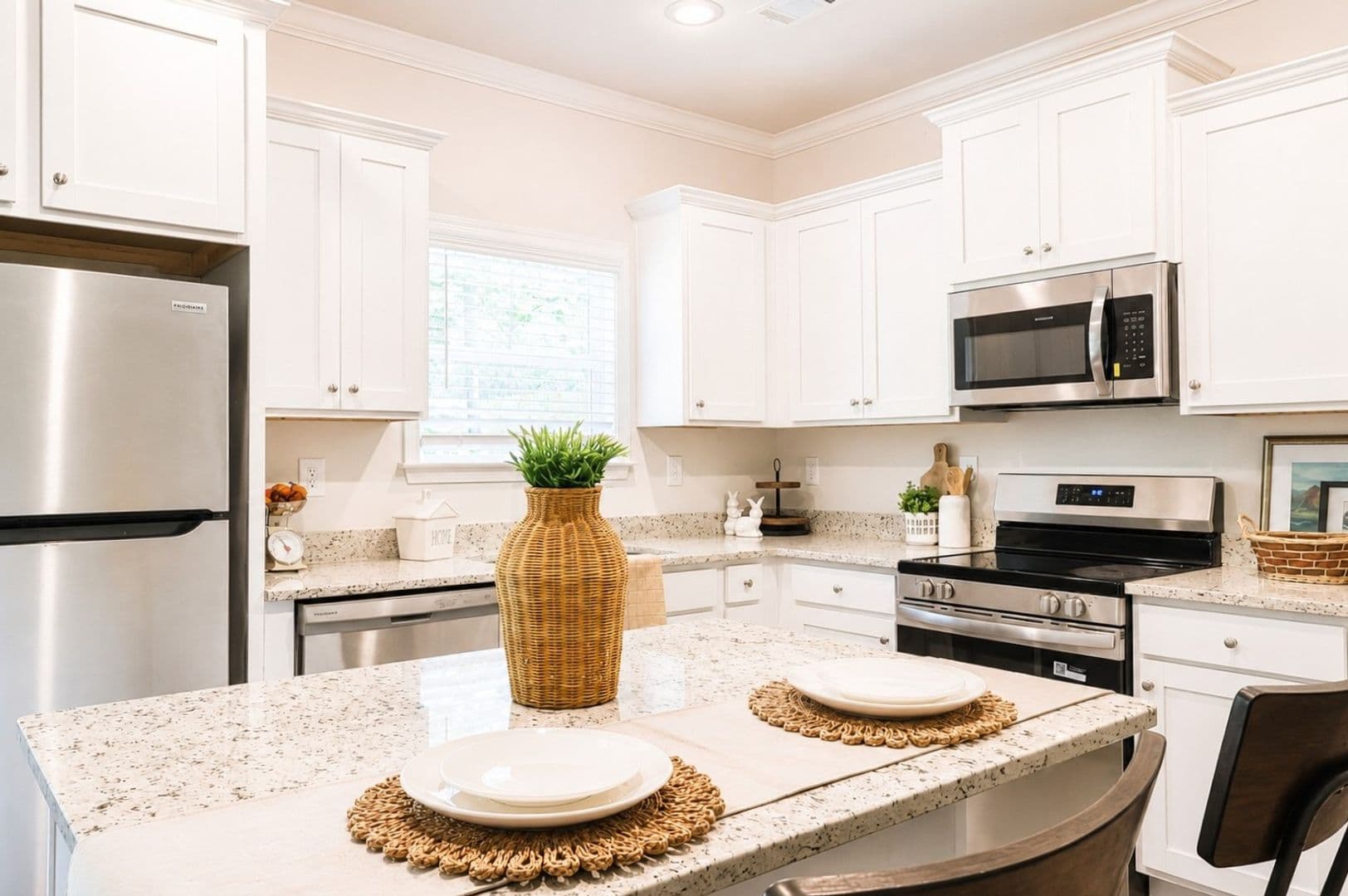 Cornelia Townhome: 201-E Harvest Ridge Lane