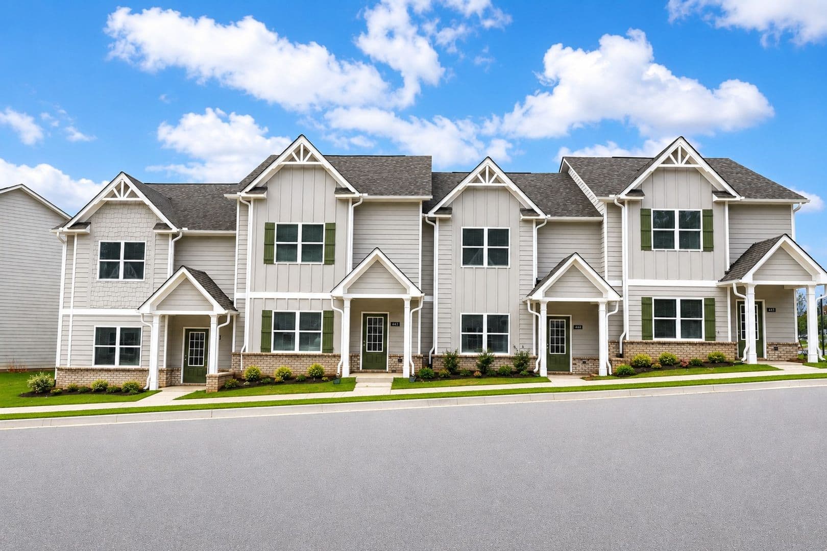 Oakwood Townhome: 4216 Crosby Lane