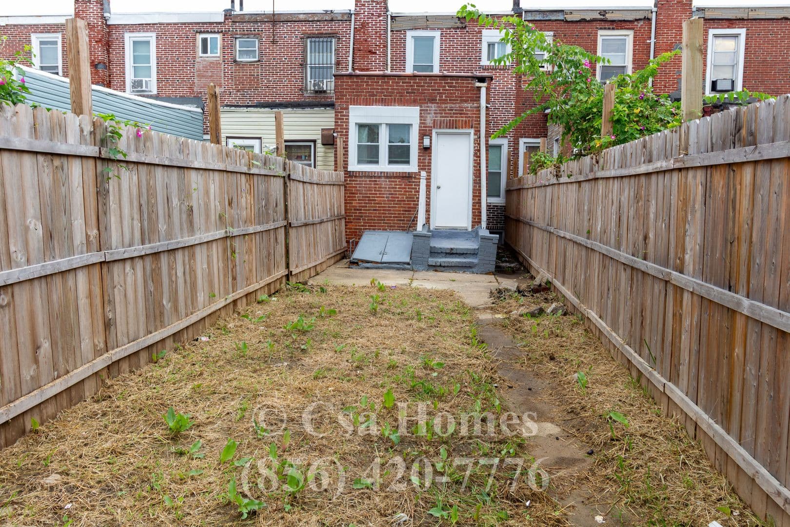 Camden House: 1252 Carl Miller Blvd