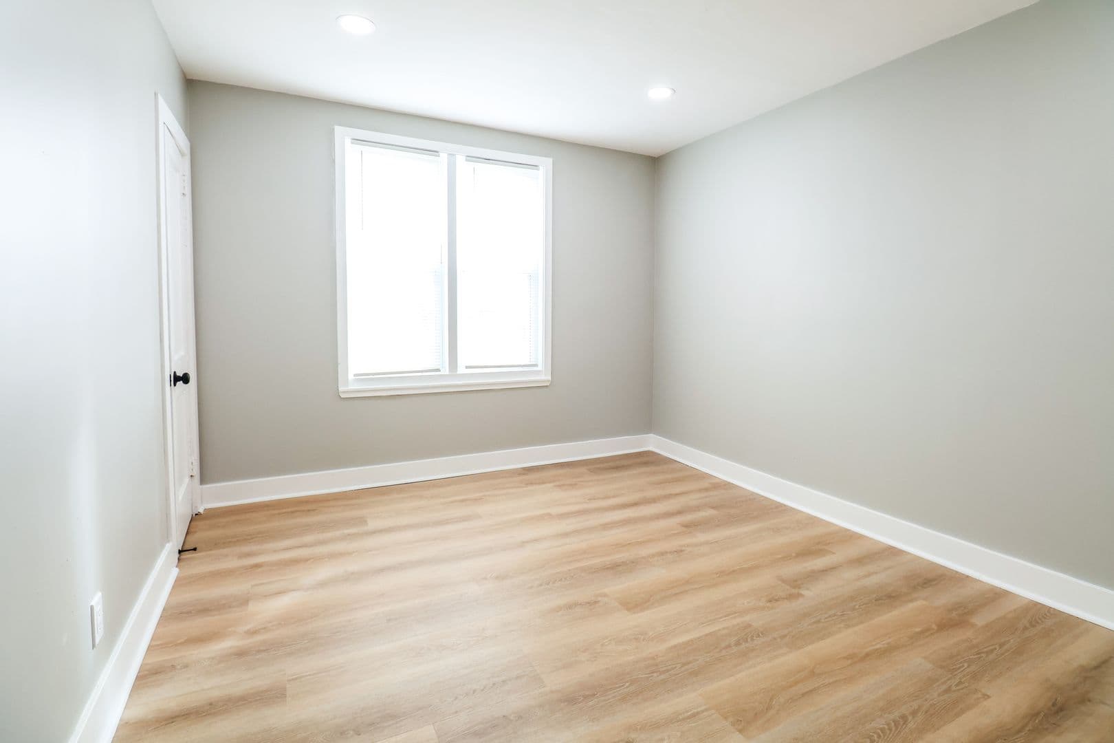 Pennsauken Apartment: 5548 Woodland Ave