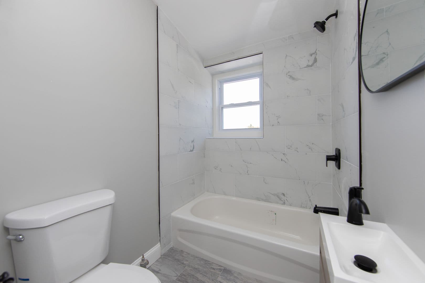 Collingswood Apartment: 1033 W Collings Ave