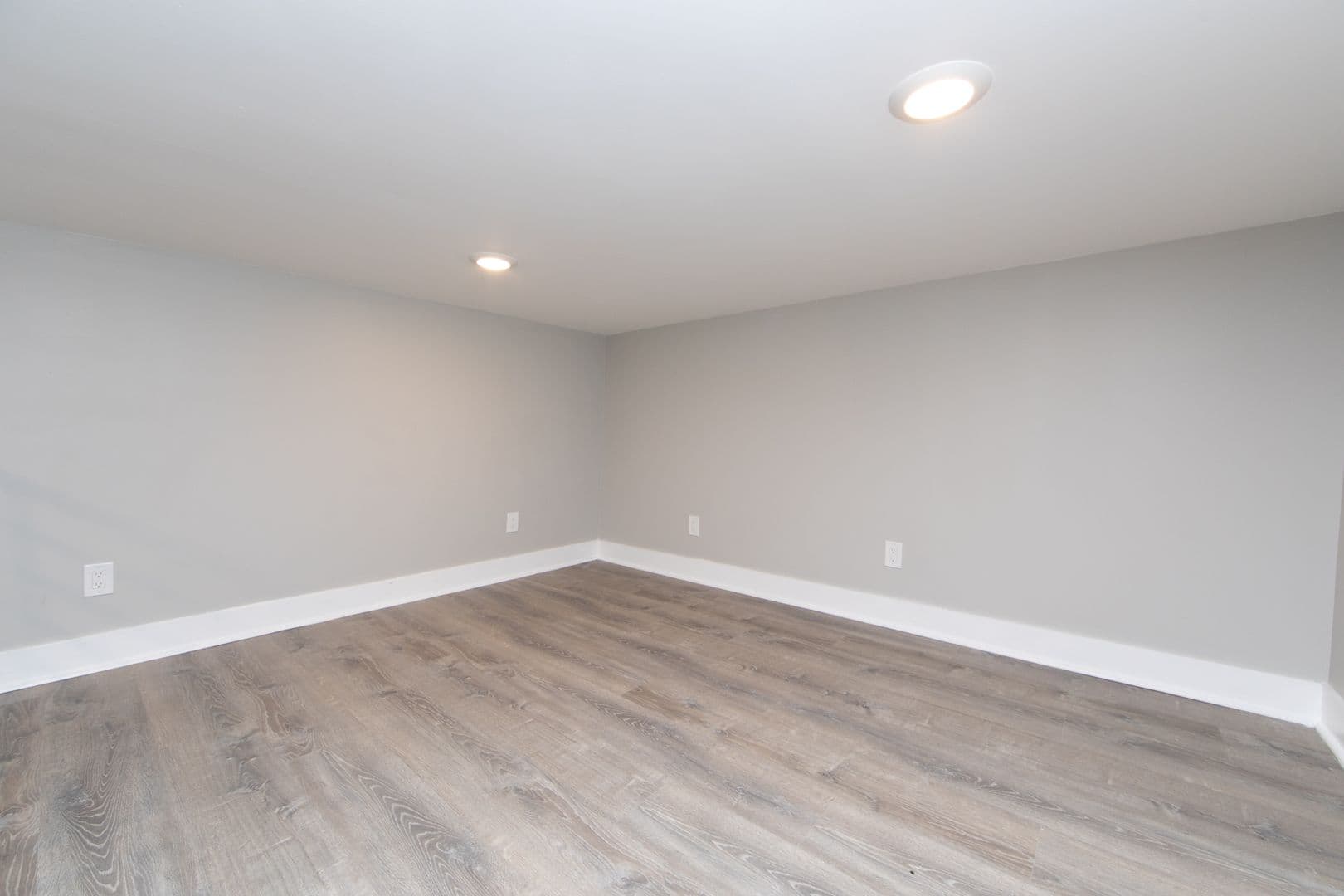 Camden Apartment: 436-438 Broadway Ave.