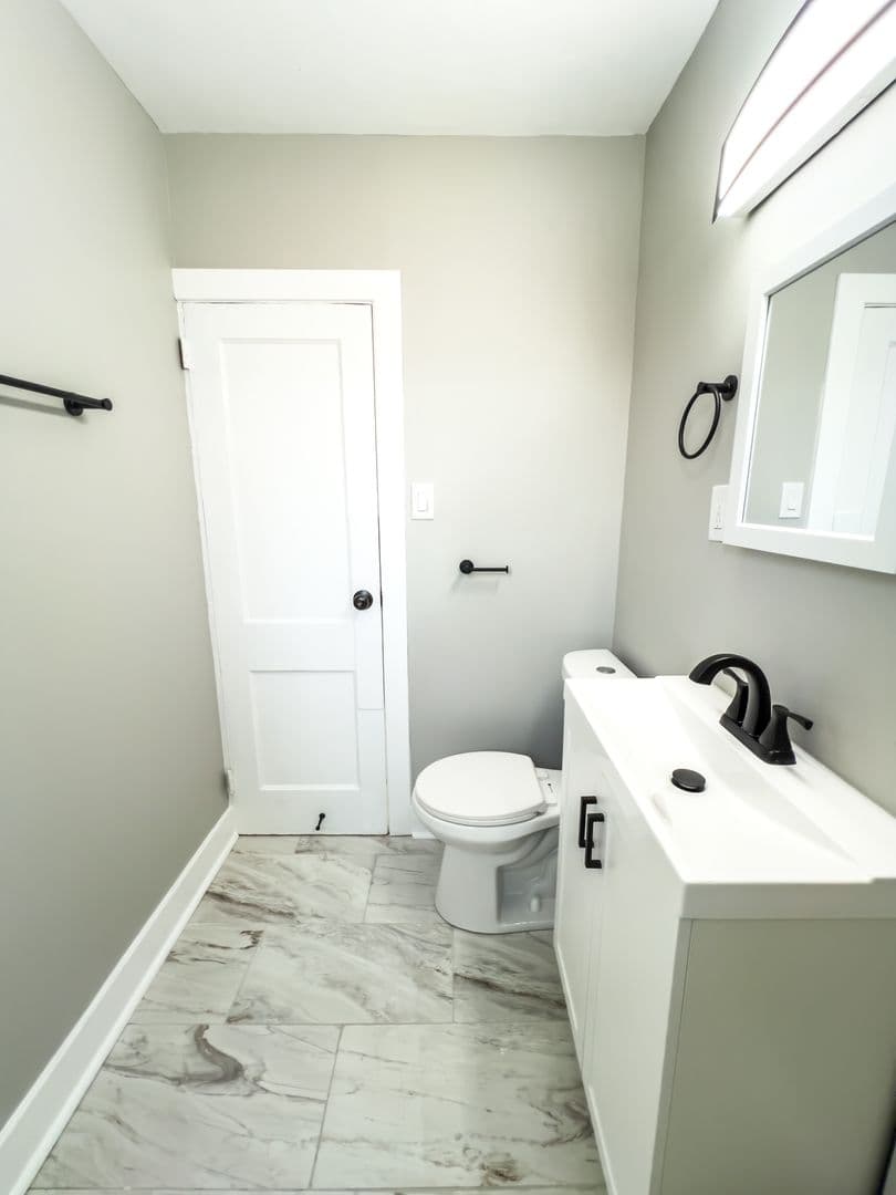 Pennsauken Apartment: 5548 Woodland Ave