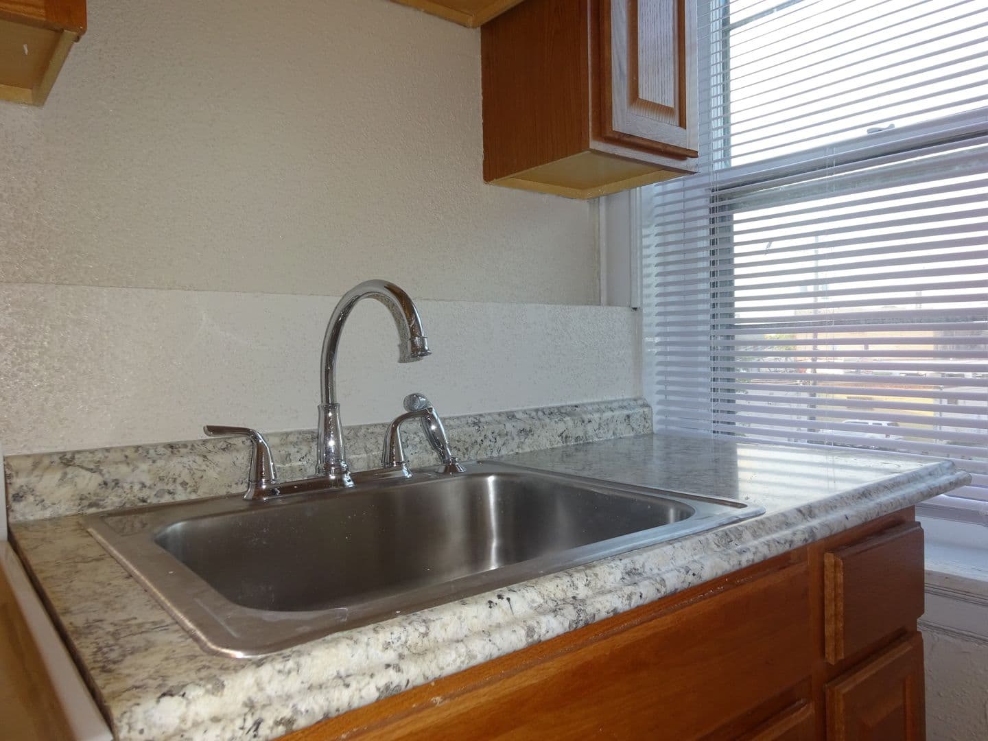 Minneapolis Apartment: 2820 First Avenue South