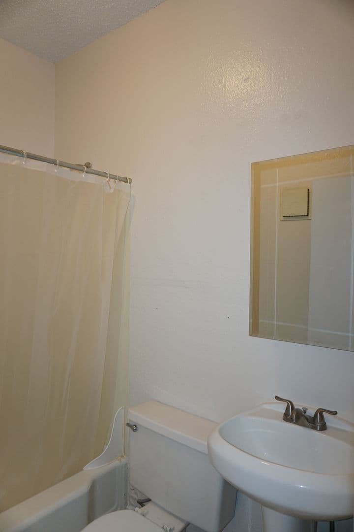 Minneapolis Apartment: 22 Oak Grove Street