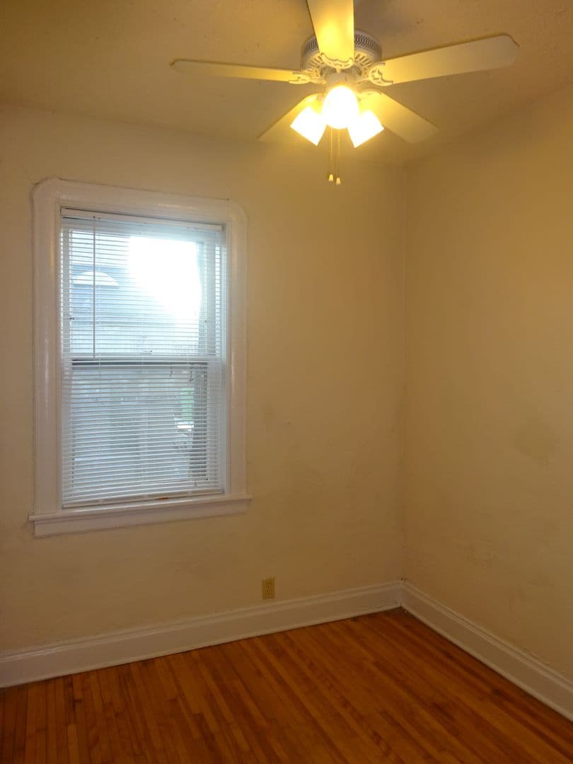 Minneapolis Apartment: 2820 First Avenue South