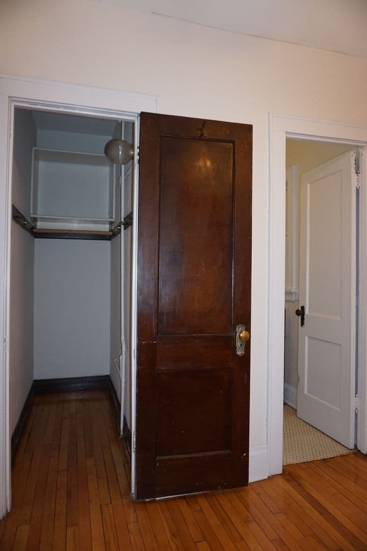 Minneapolis Apartment: 14 Oak Grove Street