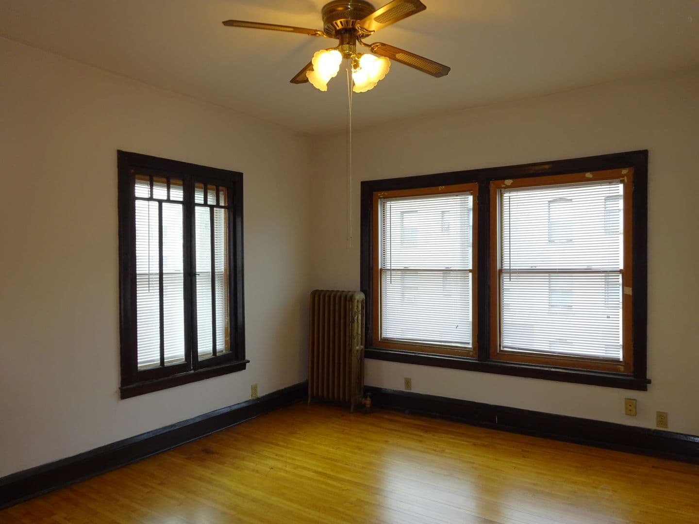 Minneapolis Apartment: 1530 LaSalle Avenue