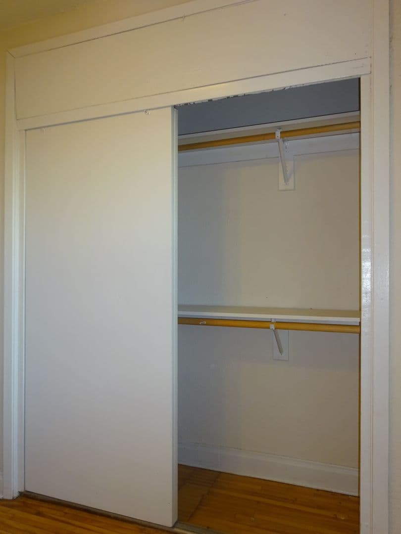 Minneapolis Apartment: 2820 First Avenue South
