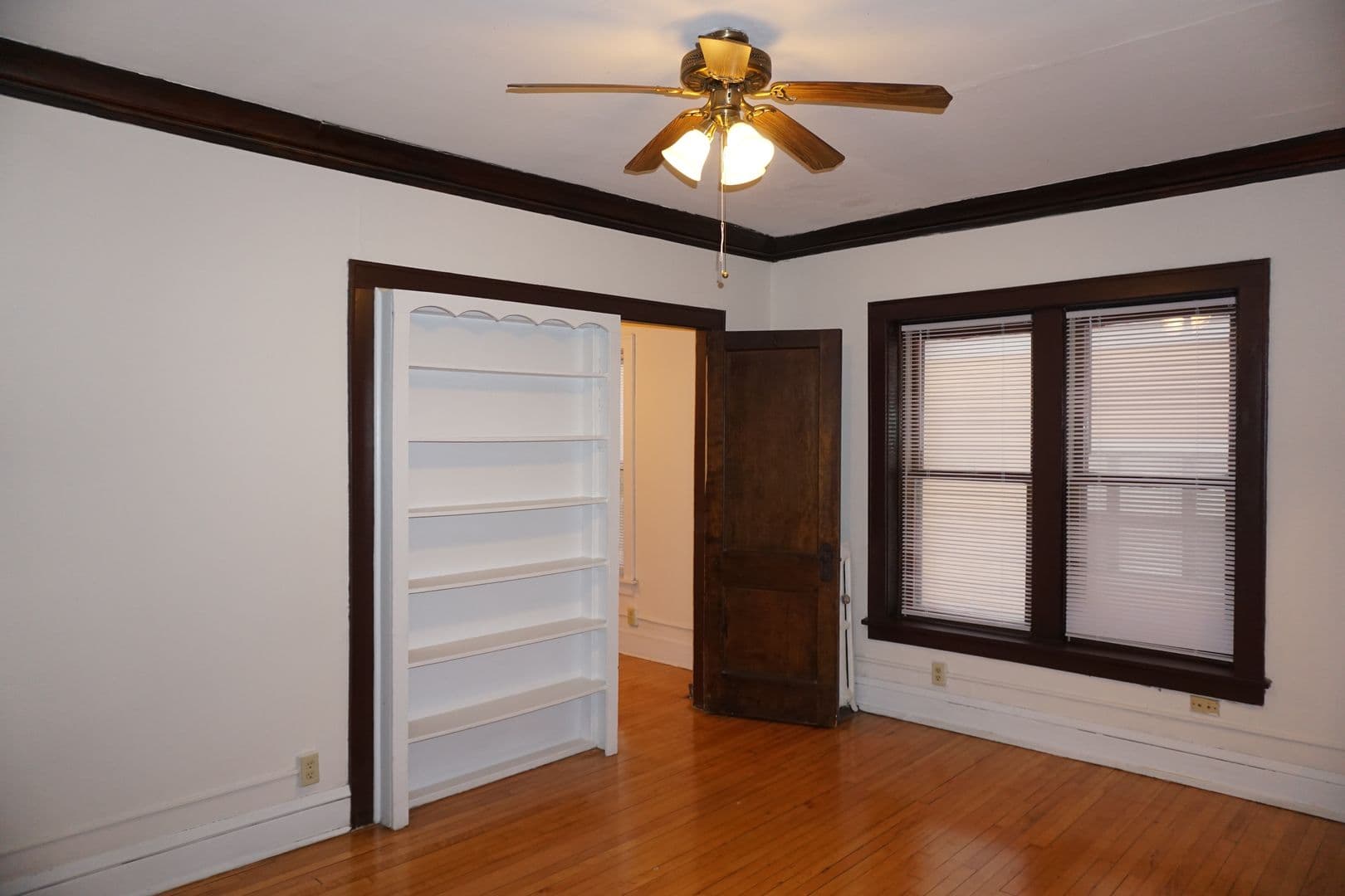 Minneapolis Apartment: 14 Oak Grove Street