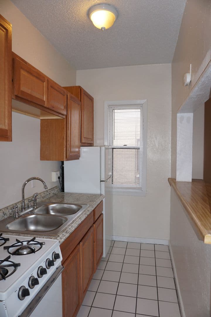 Minneapolis Apartment: 22 Oak Grove Street