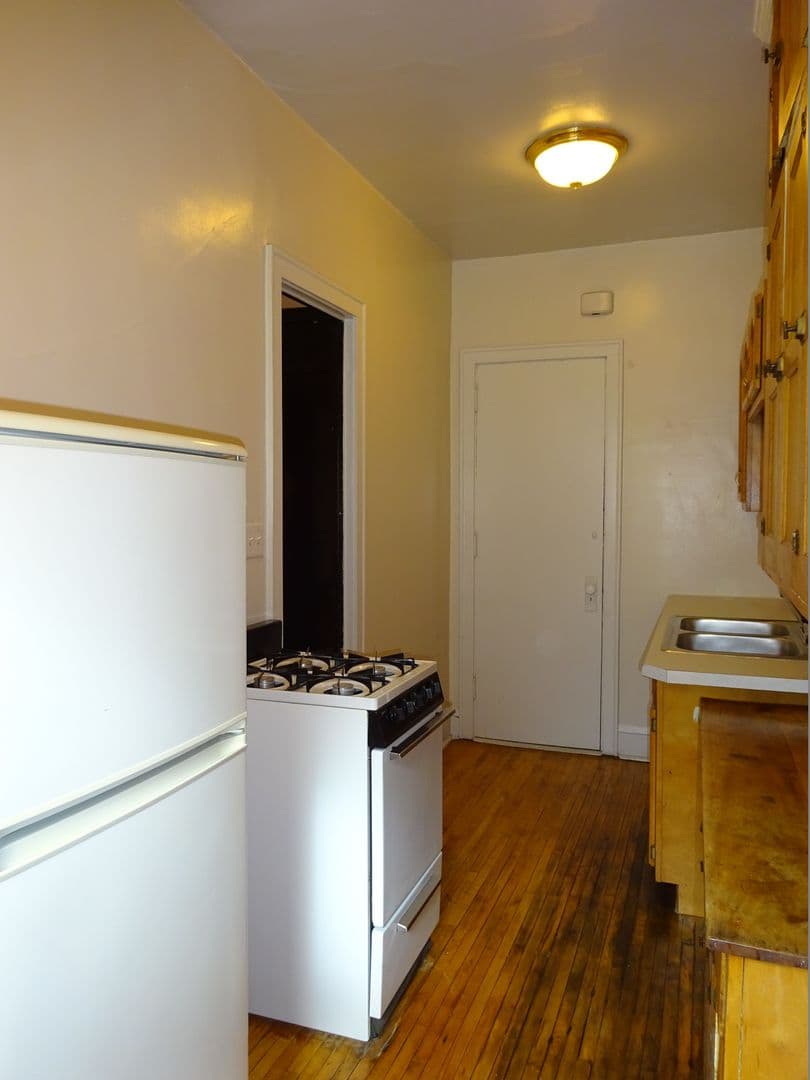 Minneapolis Apartment: 1530 LaSalle Avenue