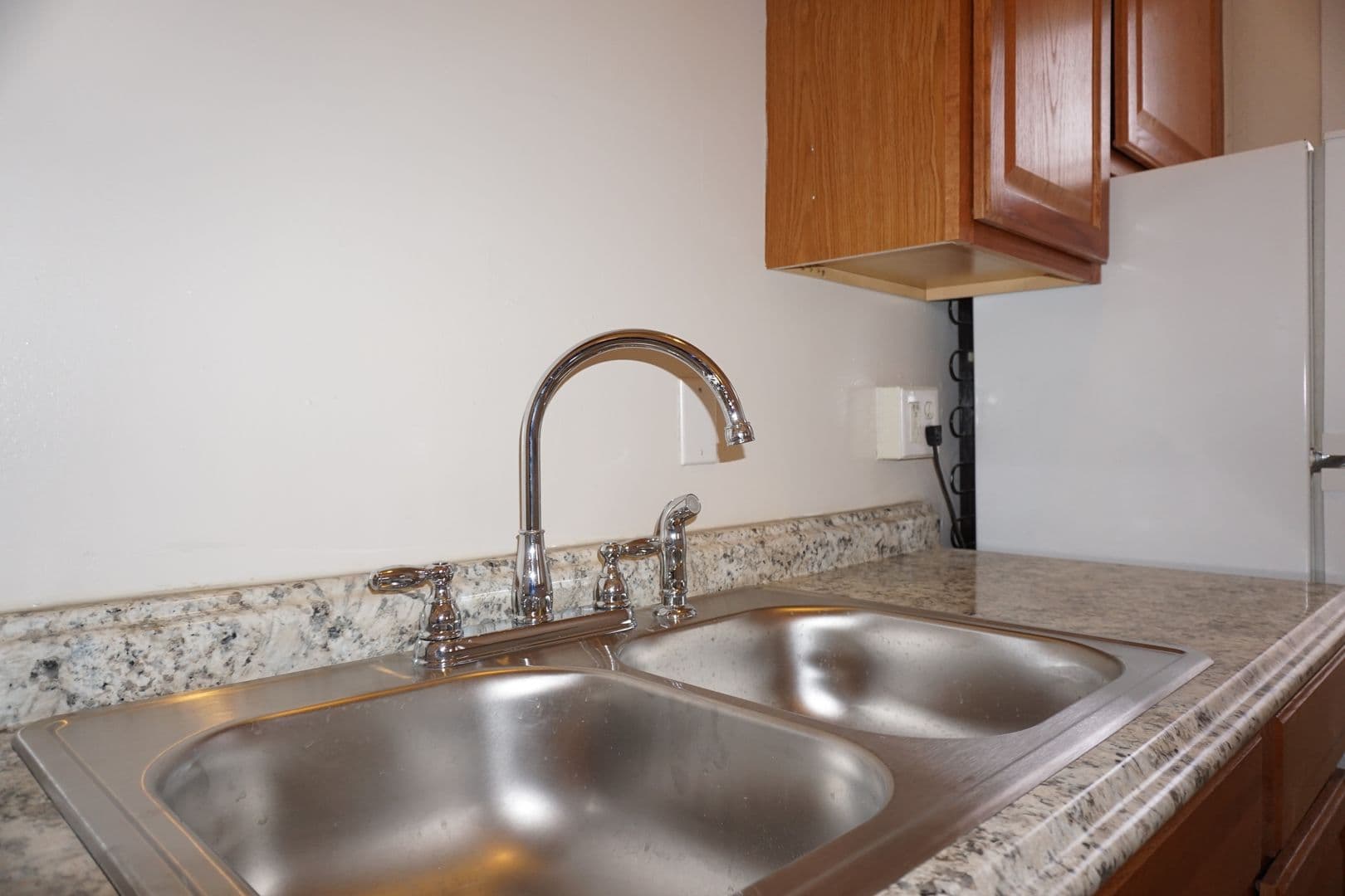 Minneapolis Apartment: 22 Oak Grove Street