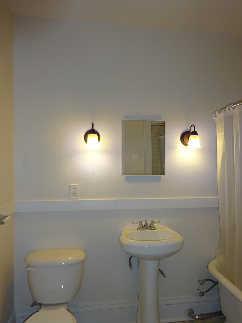 Minneapolis Apartment: 1815 First Avenue South