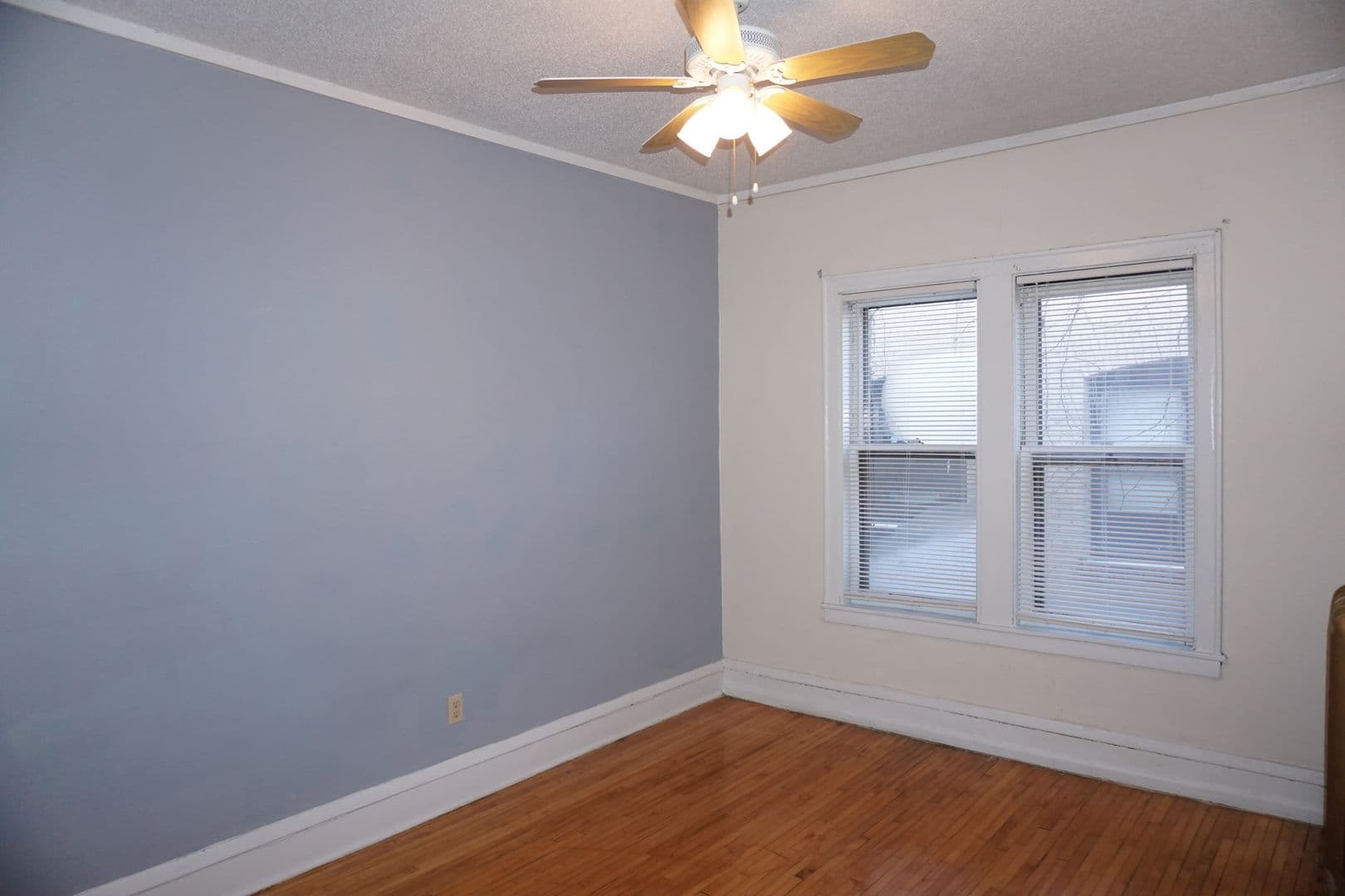 Minneapolis Apartment: 1530 LaSalle Avenue