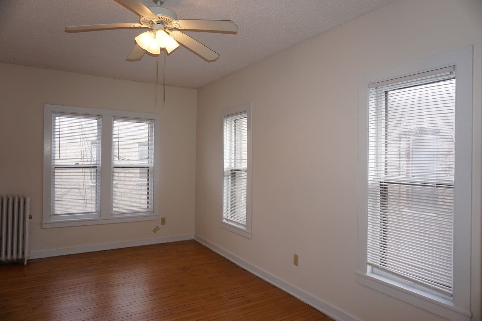 Minneapolis Apartment: 22 Oak Grove Street