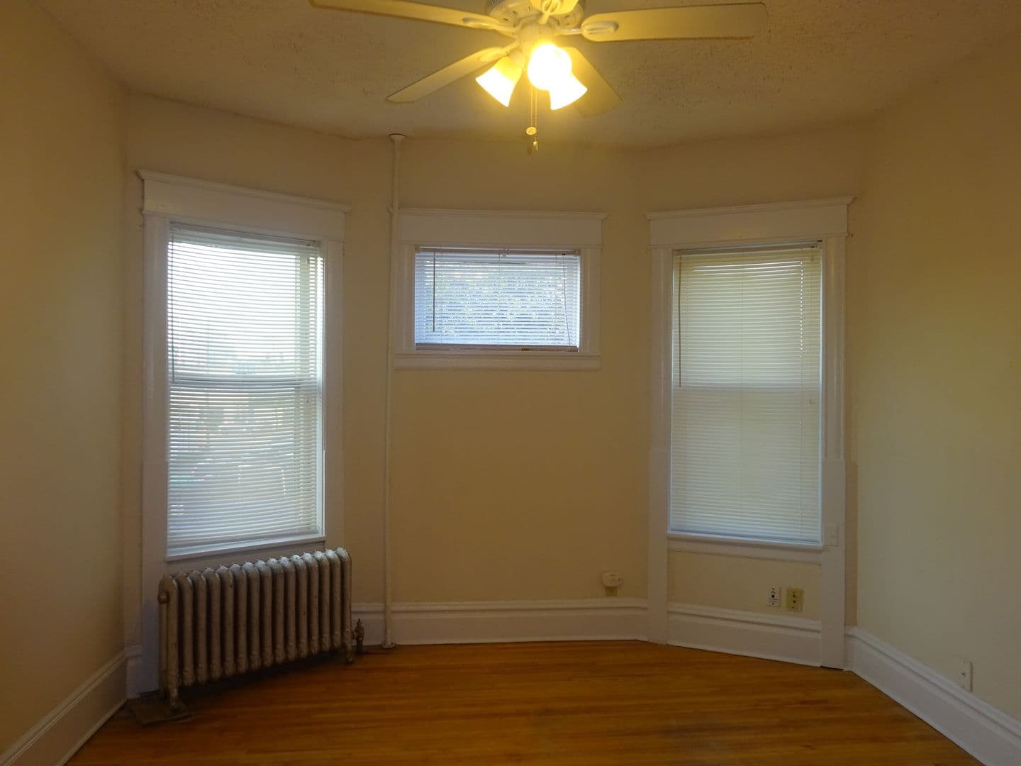 Minneapolis Apartment: 2820 First Avenue South