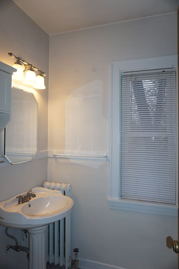 Minneapolis Apartment: 3518 Nicollet Avenue