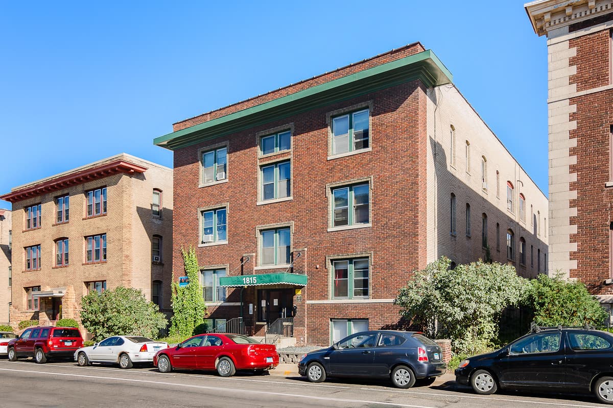 Minneapolis Apartment: 1815 First Avenue South